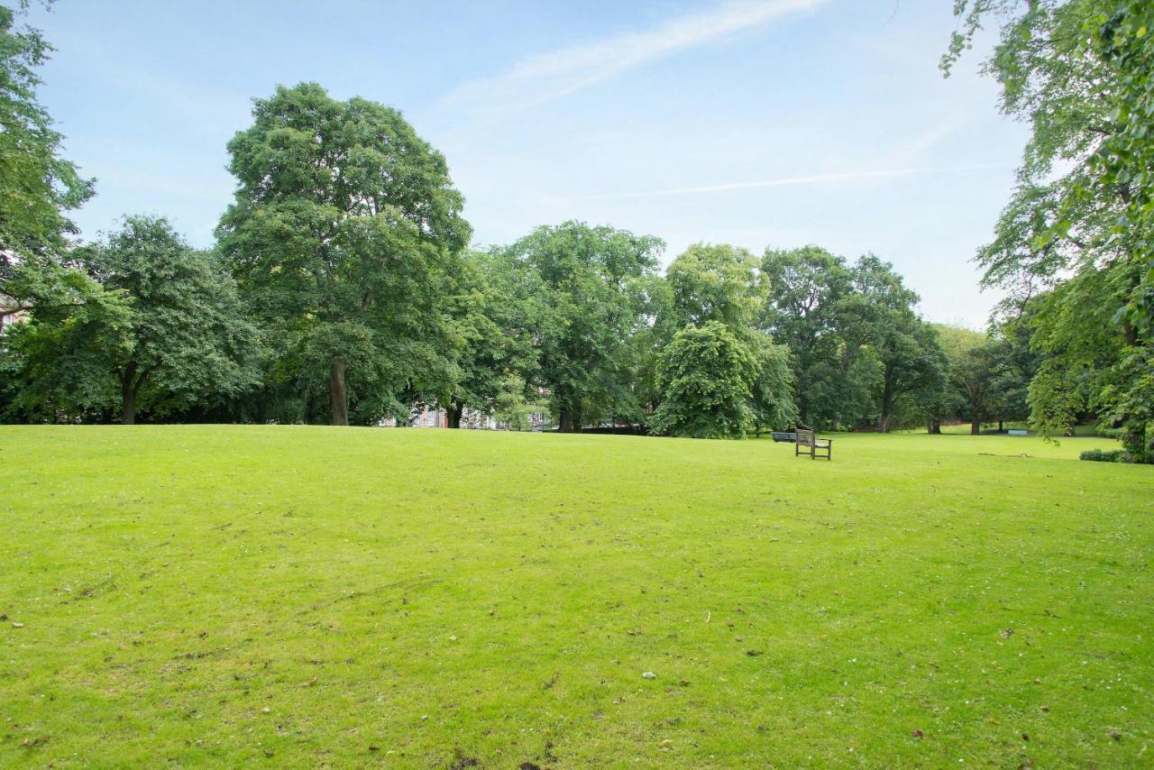 Delightful Ground Floor Double Room With En-Suite Edimburgo Esterno foto